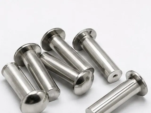Assorted solid and flush rivets